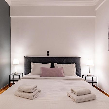 Cozy Apartment In Kolonaki Athens - Sleeps 5 Exteriör bild