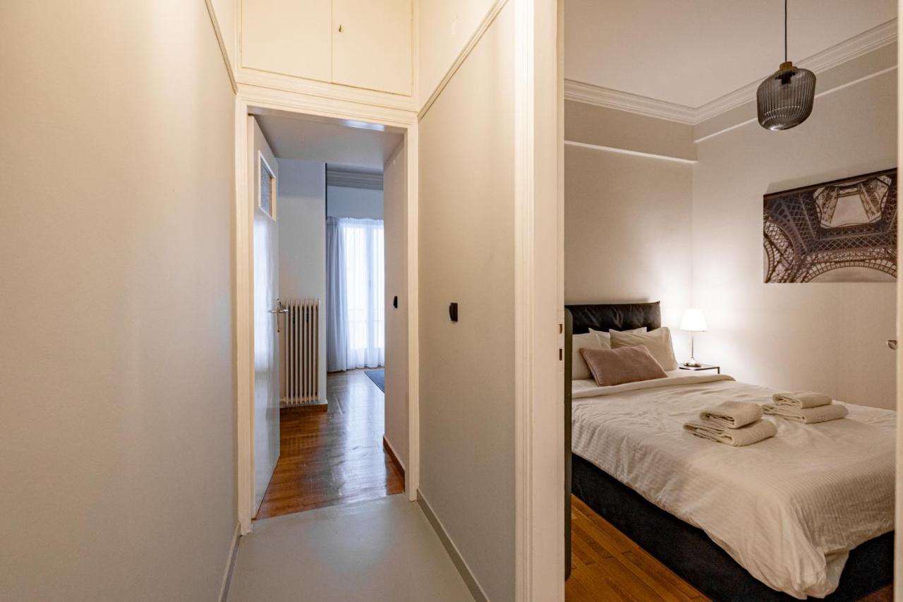 Cozy Apartment In Kolonaki Athens - Sleeps 5 Exteriör bild