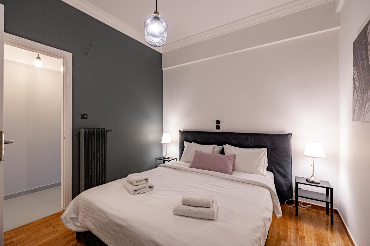 Cozy Apartment In Kolonaki Athens - Sleeps 5 Exteriör bild